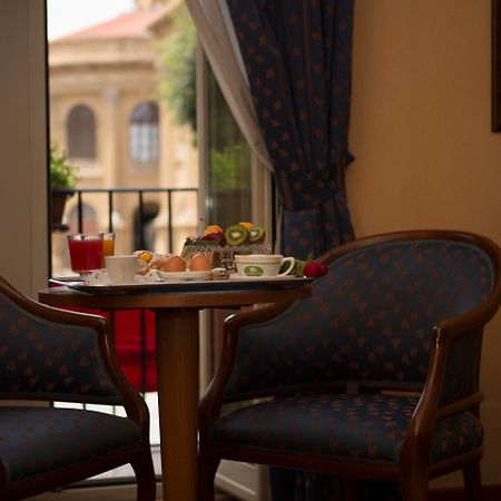 Massimo Plaza Hotel Палермо Екстериор снимка