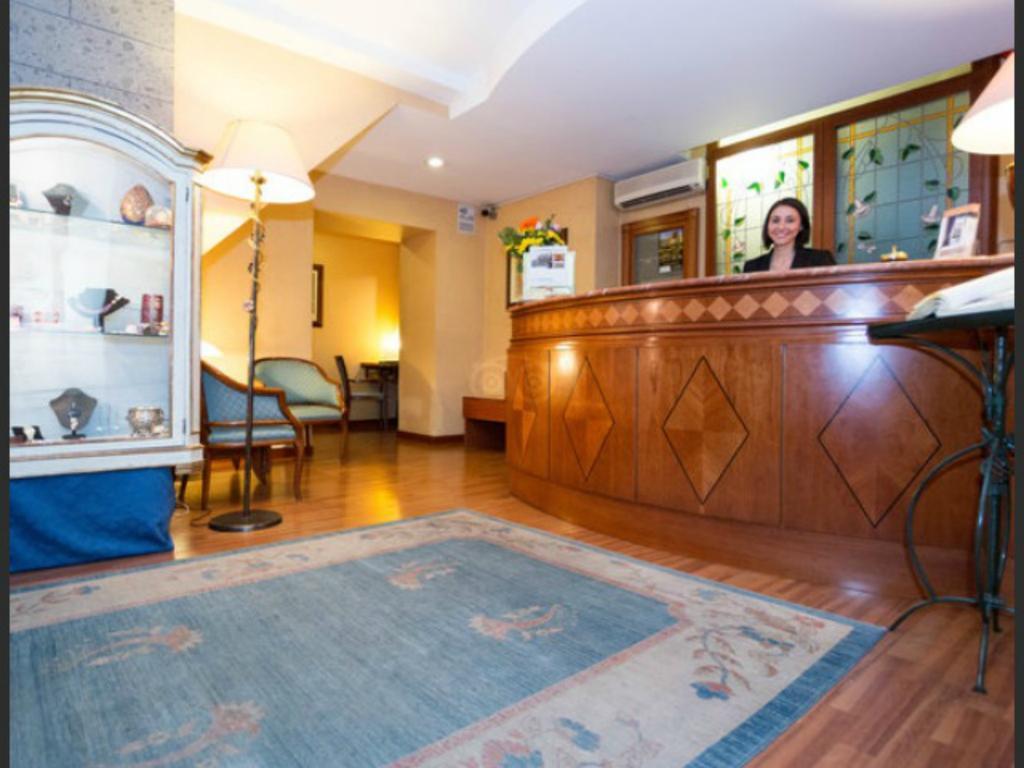 Massimo Plaza Hotel Палермо Екстериор снимка