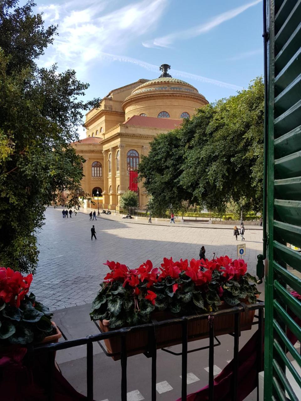 Massimo Plaza Hotel Палермо Екстериор снимка